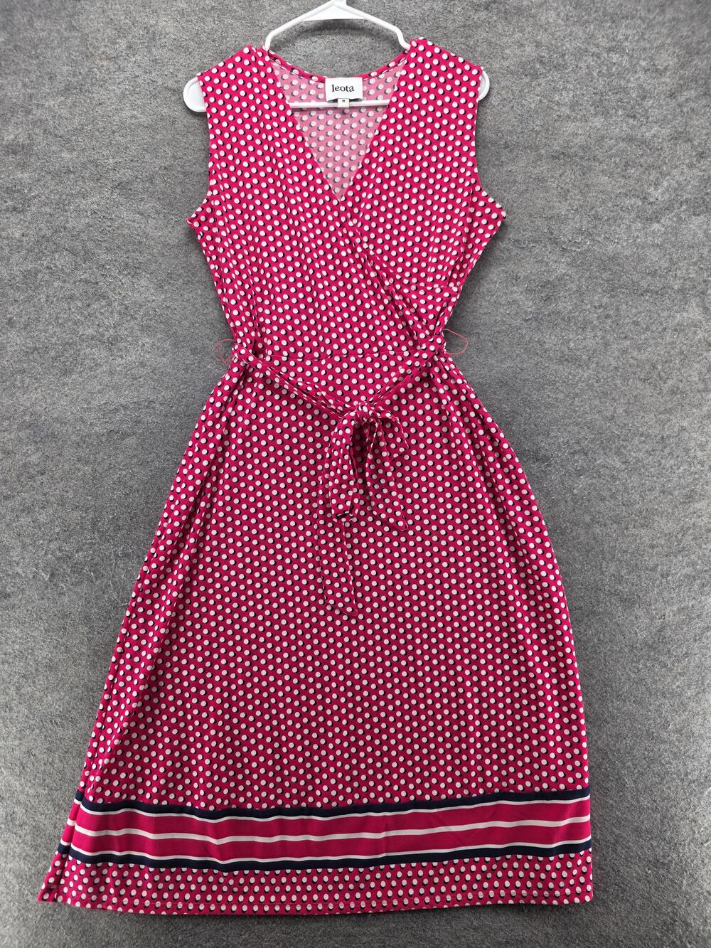 Leota Dress Womens M Pink Wrap Fit & Flare V-Neck Knee Length Polyester